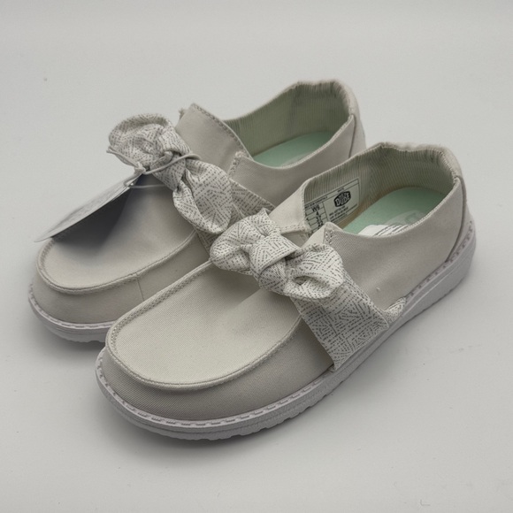 Hey Dude Shoes - Hey Dude Women's White Casual Shoes size 6